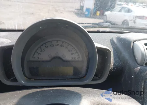 2008 Smart Fortwo Passion/Pure из США, поврежденный, VIN WMEEJ31X78K207633